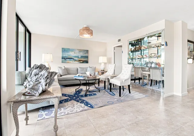 Listing Photo 5 - Condo for sale in building located at 2812 N 46Th Ave, Hollywood, FL 33021 - Unit #G574