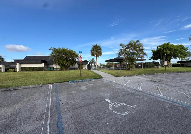 Photo 3 of Sale Pending at 5603 White Cedar Ln, Tamarac, FL 33319 | MLS# B26074382 | Listing updated on 2026-09-23