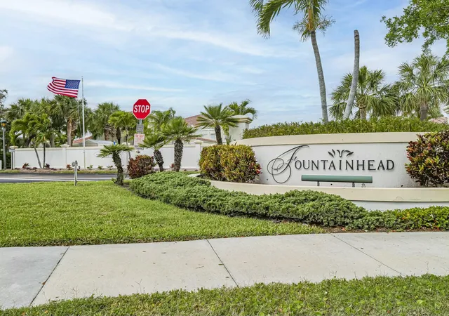 Photo 3 of Condo for sale at 536 7th Square #103, Vero Beach, FL 32962 | MLS# B26074396 | Listing updated on 2026-10-05