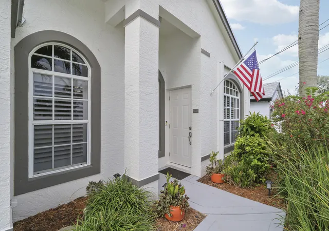 Photo 3 of Single family home for sale at 6275 Lucerne St, Jupiter, FL 33458 | MLS# B26074441 | Listing updated on 2026-09-15