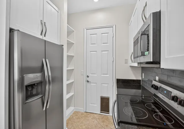 Photo 4 of Townhouse for sale at 11 NE 20th Avenue, Pompano Beach, FL 33060 | MLS# B26074457 | Listing updated on 2026-09-14