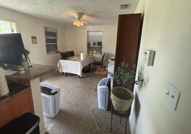 Photo 4 of Sale Pending at 420 NW 9th Avenue, Boynton Beach, FL 33435 | MLS# B26074489 | Listing updated on 2026-09-14