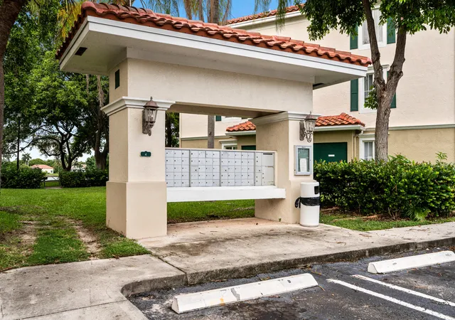 Photo 3 of Condo for sale at 11721 W Atlantic Blvd #725, Coral Springs, FL 33071 | MLS# B26074552 | Listing updated on 2026-09-14