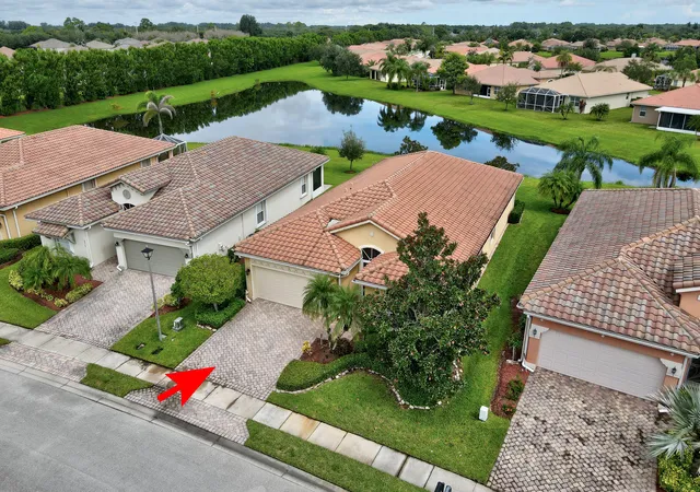 Photo 1 of Single family home for sale at 6396 Lennox Ln, Vero Beach, FL 32966 | MLS# B26074581 | Listing updated on 2026-10-03