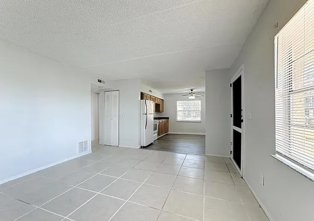 Photo 3 of Condo for sale at 694 Michigan Ct #1, Saint Cloud, FL 34769 | MLS# B26074617 | Listing updated on 2026-09-30