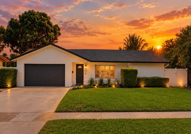 Photo 1 of Single family home for sale at 528 Nw 15th Avenue, Boca Raton, FL 33486 | MLS# B26074770 | Listing updated on 2026-09-23