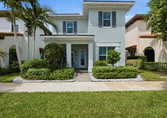 Photo 1 of Single family home for sale at 8015 Hobbes Way, Palm Beach Gardens, FL 33418 | MLS# B26074788 | Listing updated on 2026-09-13