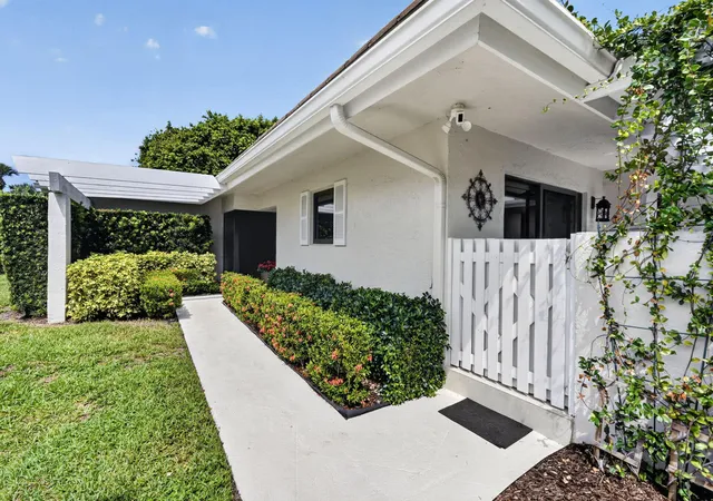 Photo 1 of Single family home for sale at 3648 Freshwater Dr, Jupiter, FL 33477 | MLS# B26074801 | Listing updated on 2026-09-14