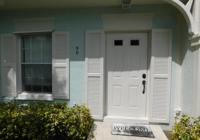 Photo 2 of Single family home for sale at 50 Simonton Cir, Weston, FL 33326 | MLS# B26074887 | Listing updated on 2026-09-13