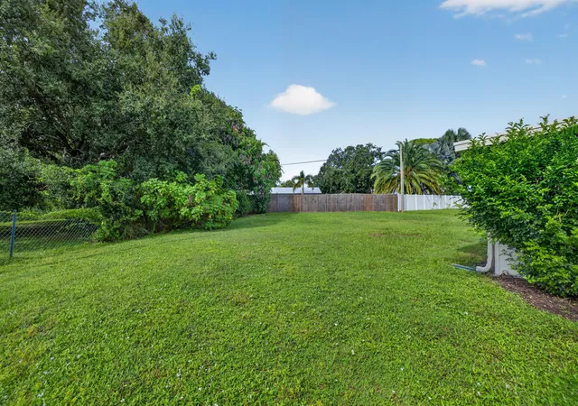 Photo 36 of Single family home for sale at 1425 Se Minorca Ave, Port Saint Lucie, FL 34952 | MLS# B26074899 | Listing updated on 2026-09-14