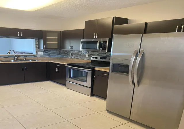 Photo 3 of Townhouse for sale at 8315 Via Leonessa #8315, Boca Raton, FL 33433 | MLS# B26074910 | Listing updated on 2026-09-13