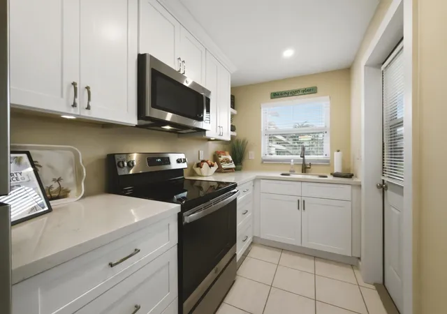 Photo 4 of Condo for sale at 5300 Washington St #O124, Hollywood, FL 33021 | MLS# B26074936 | Listing updated on 2026-09-13