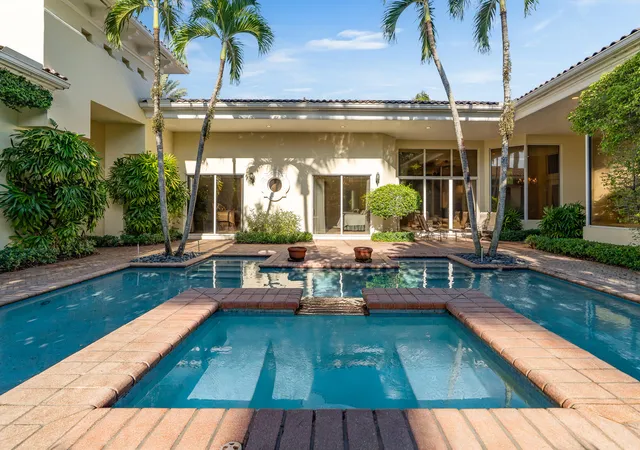 Photo 1 of Single family home for sale at 7555 Porto Vecchio Pl, Delray Beach, FL 33446 | MLS# B26075003 | Listing updated on 2026-09-14