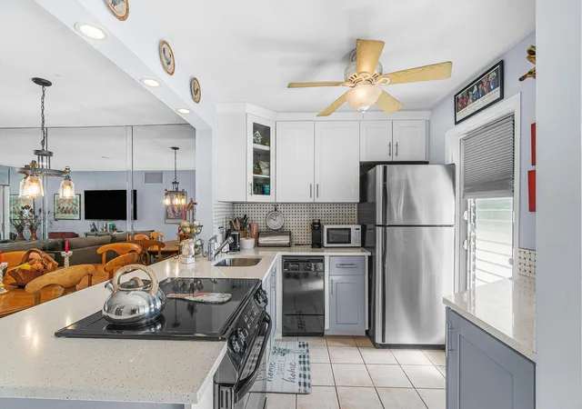 Photo 3 of Condo for sale at 2161 Ne 1st Court #205, Boynton Beach, FL 33435 | MLS# B26075056 | Listing updated on 2026-09-14