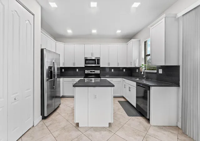 Photo 4 of Single family home for sale at 8826 Sea Chase Dr, Lake Worth, FL 33467 | MLS# B26075082 | Listing updated on 2026-09-14
