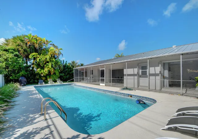 Photo 3 of Sale Pending at 1171 Bimini Ln, Riviera Beach, FL 33404 | MLS# B26075091 | Listing updated on 2026-09-15