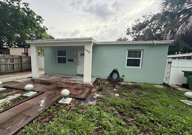 Single family home for sale at 440 NW 15th Avenue, Fort Lauderdale, FL 33311 | MLS# B26075144