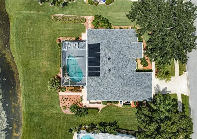 Photo 2 of Sale Pending at 250 53rd Circle, Vero Beach, FL 32968 | MLS# B26075137 | Listing updated on 2026-10-07