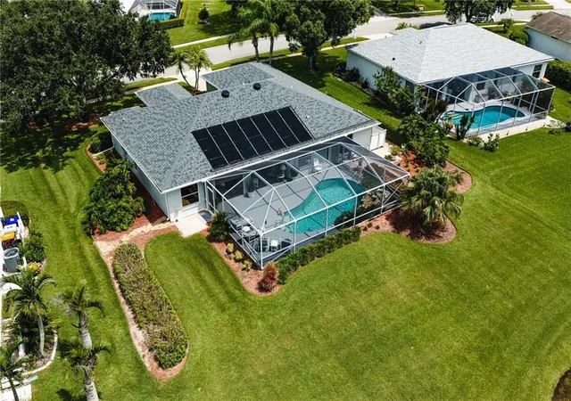Photo 3 of Sale Pending at 250 53rd Circle, Vero Beach, FL 32968 | MLS# B26075137 | Listing updated on 2026-10-07