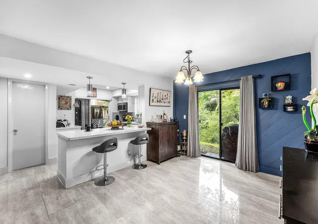 Photo 2 of Townhouse for sale at 209 Wimbledon Lakes Dr, Plantation, FL 33324 | MLS# B26075142 | Listing updated on 2026-09-14
