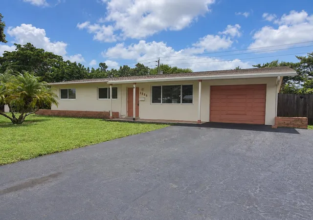 Photo 3 of Single family home for sale at 6884 Nw 12th Street, Plantation, FL 33313 | MLS# B26075141 | Listing updated on 2026-09-23