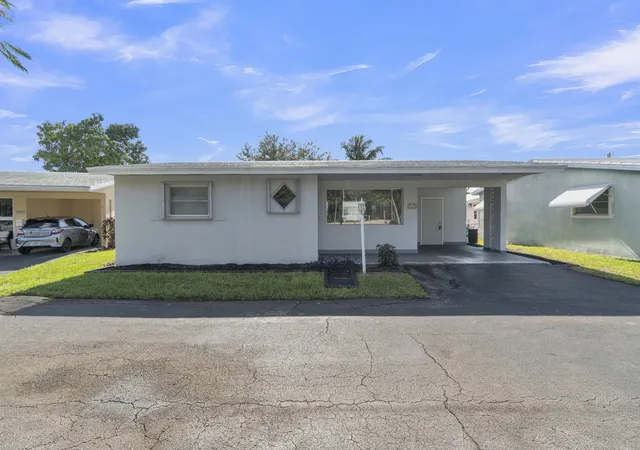 Photo 2 of Single family home for sale at 3240 Sheridan Ln #117, Hollywood, FL 33021 | MLS# B26075146 | Listing updated on 2026-09-23