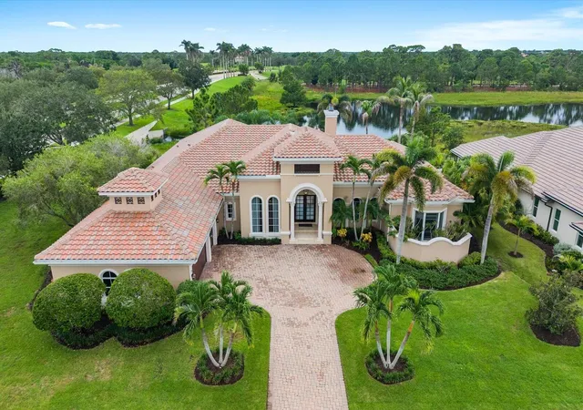 Photo 2 of Single family home for sale at 102 Se Rio Casarano, Port Saint Lucie, FL 34984 | MLS# B26075158 | Listing updated on 2026-09-13