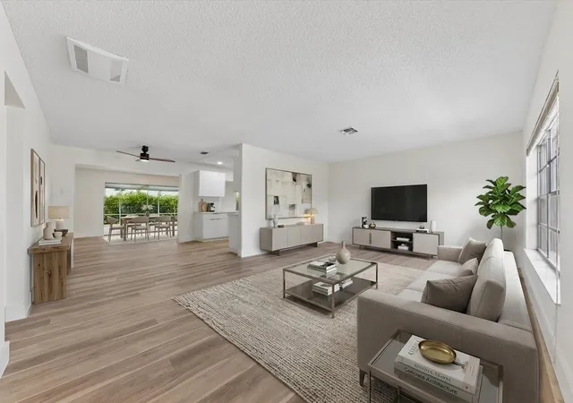 Photo 4 of Single family home for sale at 7198 Pine Forest Cir E, Lake Worth, FL 33467 | MLS# B26075164 | Listing updated on 2026-09-14