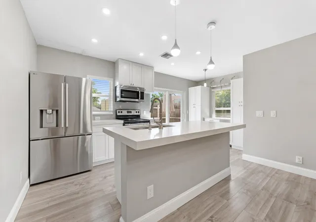 Photo 2 of Single family home for sale at 191 Se 1st Circle, Boynton Beach, FL 33435 | MLS# B26075172 | Listing updated on 2026-09-16