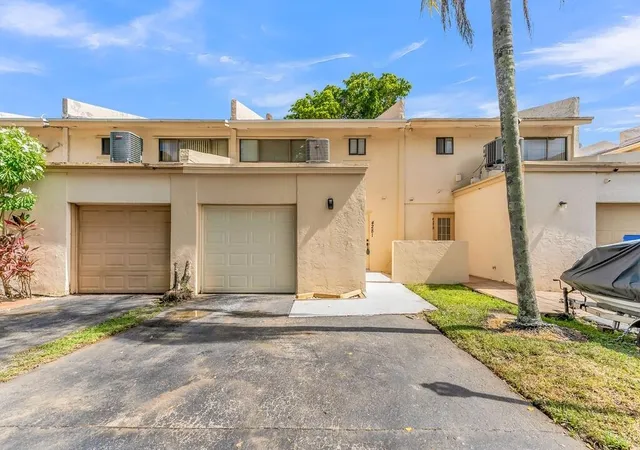 Photo 1 of Townhouse for sale at 4281 Nw 76 Avenue, Hollywood, FL 33024 | MLS# B26075175 | Listing updated on 2026-09-14