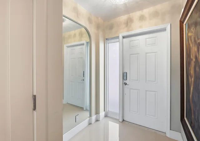 Photo 2 of Condo for sale at 1040 Banyan Rd #504C, Boca Raton, FL 33432 | MLS# B26075230 | Listing updated on 2026-09-14