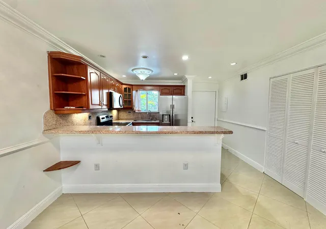 Photo 2 of Condo for sale at 6074 Forest Hl Blvd #107, West Palm Beach, FL 33415 | MLS# B26075261 | Listing updated on 2026-09-14
