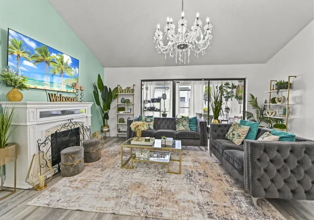 Photo 3 of House for sale at 141 Par Dr, Royal Palm Beach, FL 33411 | MLS# B26075293 | Listing updated on 2026-09-14