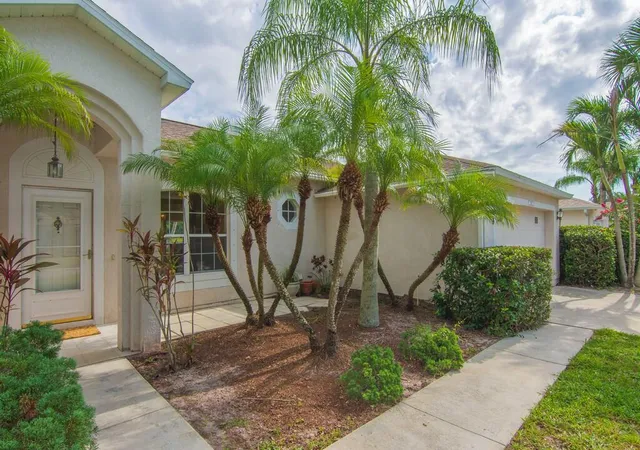 Photo 3 of Single family home for sale at 3628 2nd Street Sw, Vero Beach, FL 32968 | MLS# B26075318 | Listing updated on 2026-09-23
