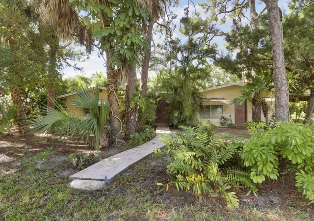 Photo 3 of Single family home for sale at 142 2nd Street, Jupiter, FL 33458 | MLS# B26075320 | Listing updated on 2026-09-16