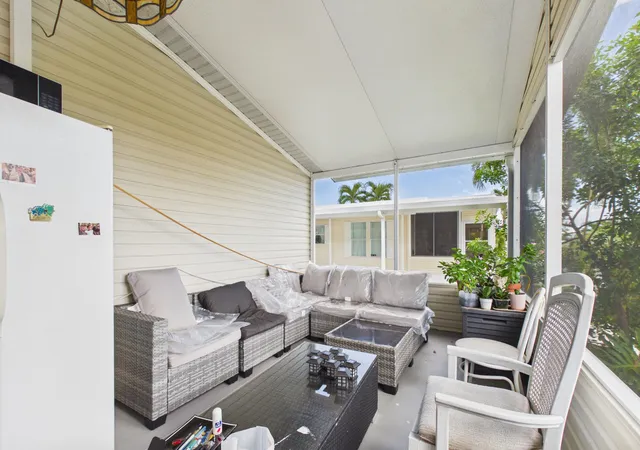 Photo 4 of Manufactured home for sale at 3007 Bimini Bay, Boynton Beach, FL 33436 | MLS# B26075367 | Listing updated on 2026-09-15