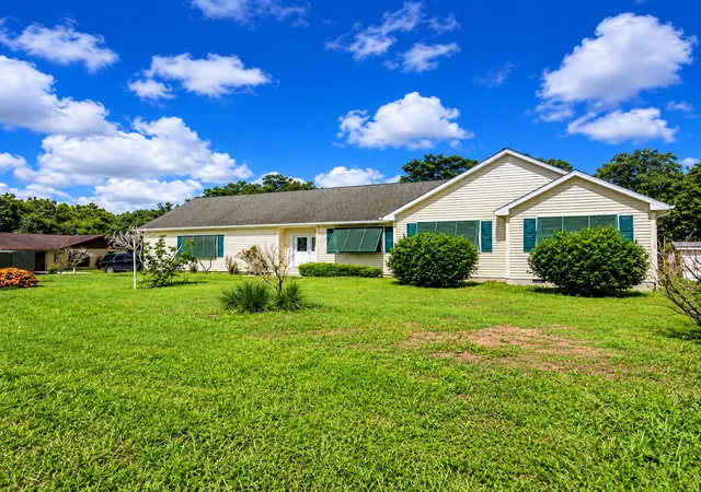 Photo 1 of Single family home for sale at 3162 Dame Rd, Fort Pierce, FL 34981 | MLS# B26075403 | Listing updated on 2026-10-02