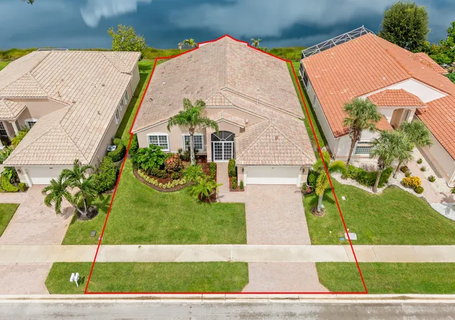 Photo 3 of Single family home for sale at 407 Nw Shoreview Dr, Port Saint Lucie, FL 34986 | MLS# B26075406 | Listing updated on 2026-09-16