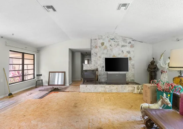 Photo 3 of Single family home for sale at 3150 Dame Rd, Fort Pierce, FL 34981 | MLS# B26075417 | Listing updated on 2026-10-07