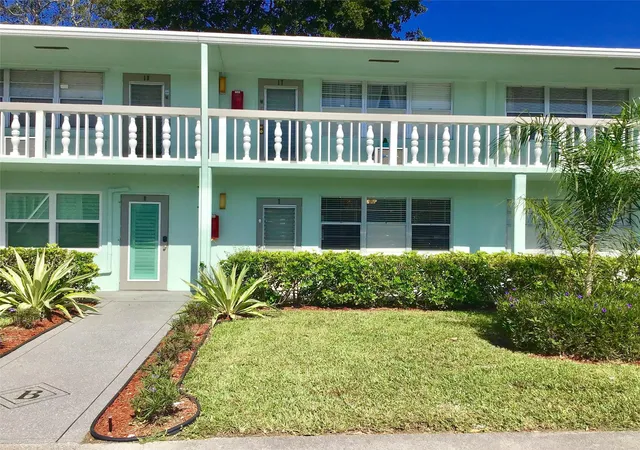 Photo 2 of Condo for sale at 7 Oakridge B #7, Deerfield Beach, FL 33442 | MLS# B26075459 | Listing updated on 2026-10-05