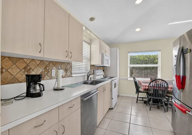 Photo 3 of Single family home for sale at 13038 Hampton Lakes Cir, Boynton Beach, FL 33436 | MLS# B26075501 | Listing updated on 2026-09-16
