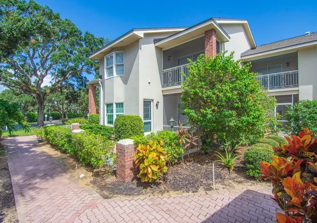 Photo 1 of Condo for sale at 101 E Park Shrs Cir #2w, Vero Beach, FL 32963 | MLS# B26075506 | Listing updated on 2026-09-23