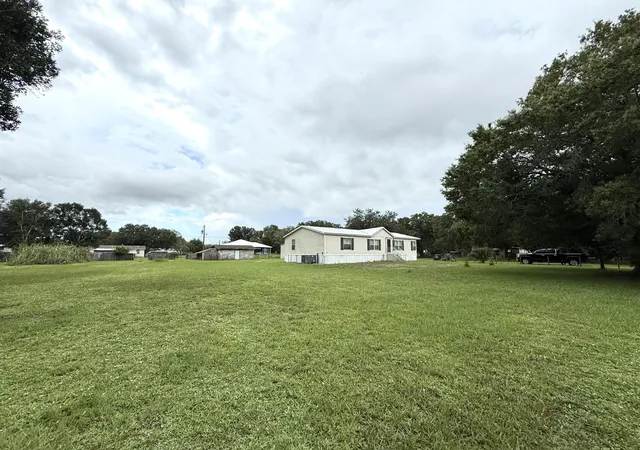 Photo 2 of Manufactured home for sale at 474 NE 60th Avenue, Okeechobee, FL 34974 | MLS# B26075546 | Listing updated on 2026-09-14