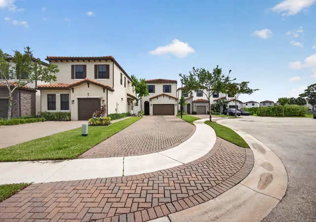 Photo 3 of Single family home for sale at 4004 Screw Pine Cvs, Riviera Beach, FL 33410 | MLS# B26075551 | Listing updated on 2026-09-16