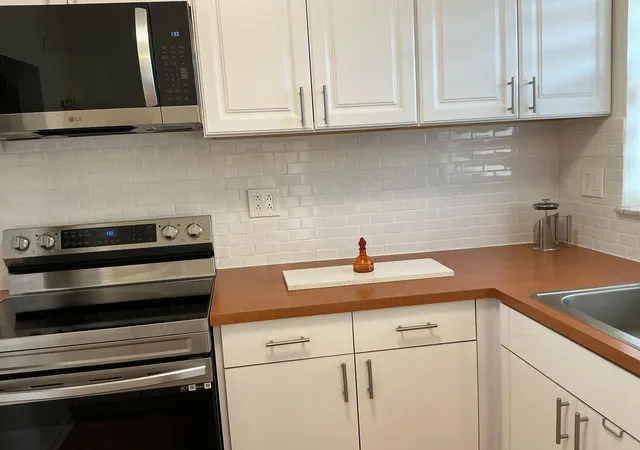 Photo 3 of Condo for sale at 2720 N Pine Is Rd #305, Sunrise, FL 33322 | MLS# B26075555 | Listing updated on 2026-09-14