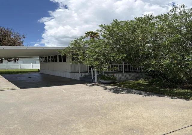 Photo 2 of Condo for sale at 1601 Us 441 #134, Okeechobee, FL 34974 | MLS# B26075576 | Listing updated on 2026-09-14