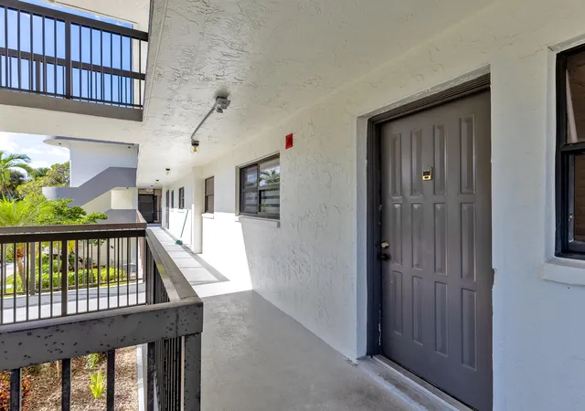 Photo 3 of Condo for sale at 7579 Nw 79th Avenue #204, Tamarac, FL 33321 | MLS# B26075580 | Listing updated on 2026-10-07