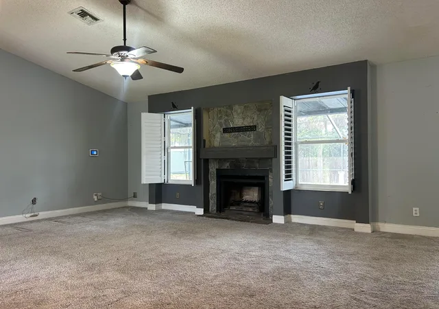 Photo 3 of Single family home for sale at 420 11th Street SW, Vero Beach, FL 32962 | MLS# B26075602 | Listing updated on 2026-09-23