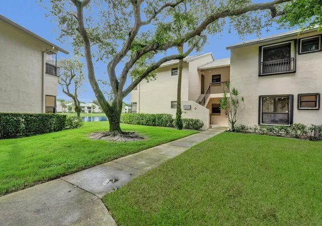 Photo 2 of Condo for sale at 3470 Nw 47th Avenue #3119, Coconut Creek, FL 33063 | MLS# B26075669 | Listing updated on 2026-10-06