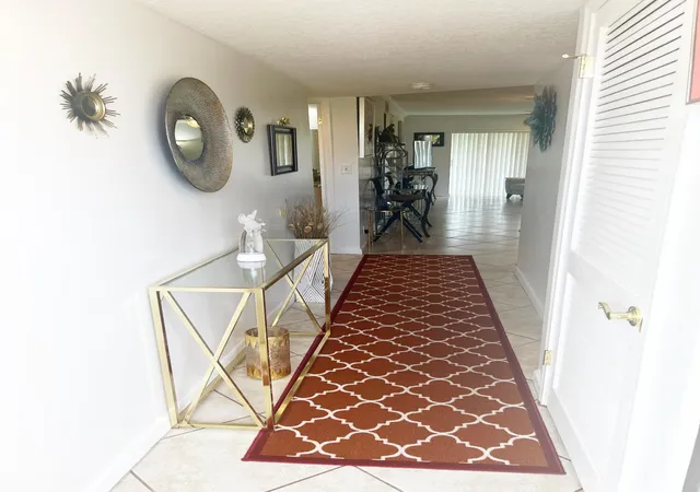 Photo 3 of Condo for sale at 9410 N Hollybrook Lake Dr #302, Pembroke Pines, FL 33025 | MLS# B26075673 | Listing updated on 2026-09-14